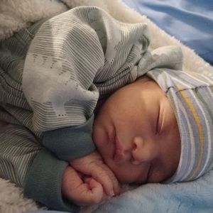 Meet your Posher, Neftali